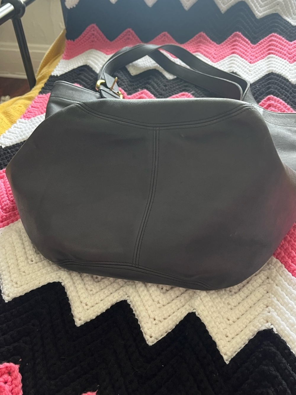 Vintage Coach 4082 Soho Duffle XL in Dark Brown - Picture 8 of 11